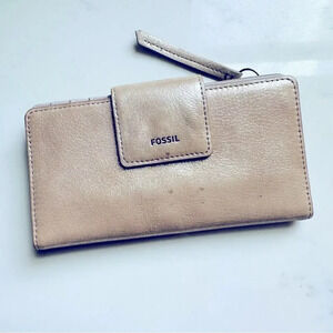 NWOT Fossil RFID Madison Slim Clutch Metallic Wallet